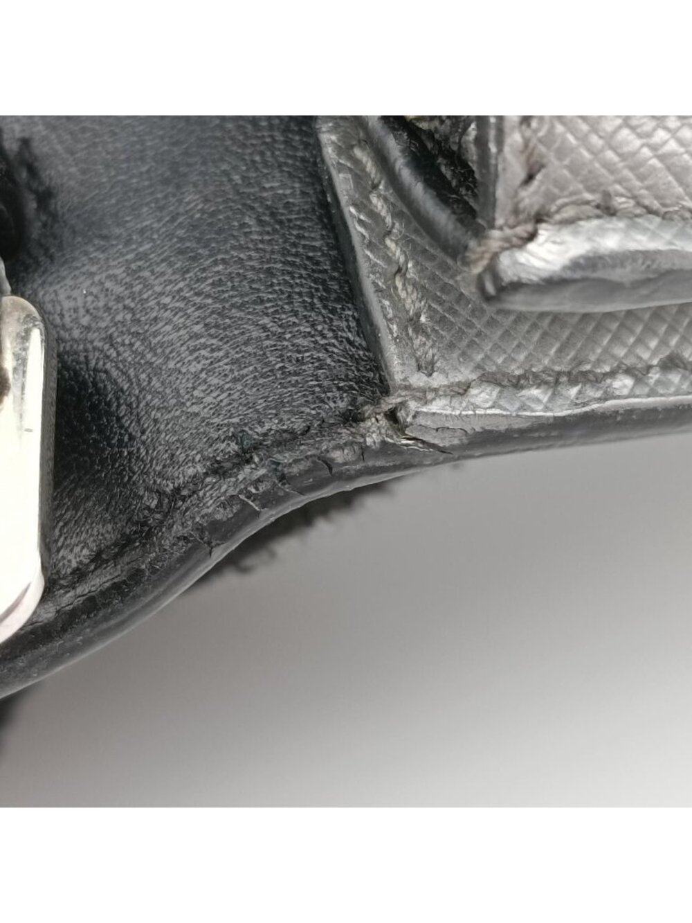 ★SOLD★ Prada Logo Chain Silver Saffiano Leather Bag - Picture 15 of 15